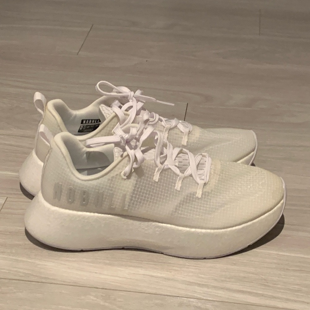 Men’s Size 10 NOBULL Sneakers